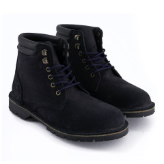 BATA SAFARI UMBILO BLACK / BLACK MEN SIZE 11 BATA SAFARI UMBILO BLACK / BLACK MEN SIZE 11